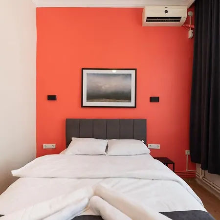 Nora Aparts 公寓式酒店 3*